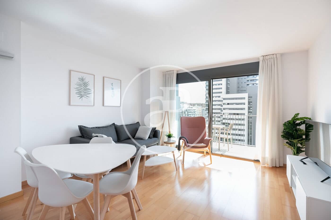 2 slaapkamer Appartement te koop in L'Hospitalet de Llobregat - € 499.000 (Ref: 9574619)