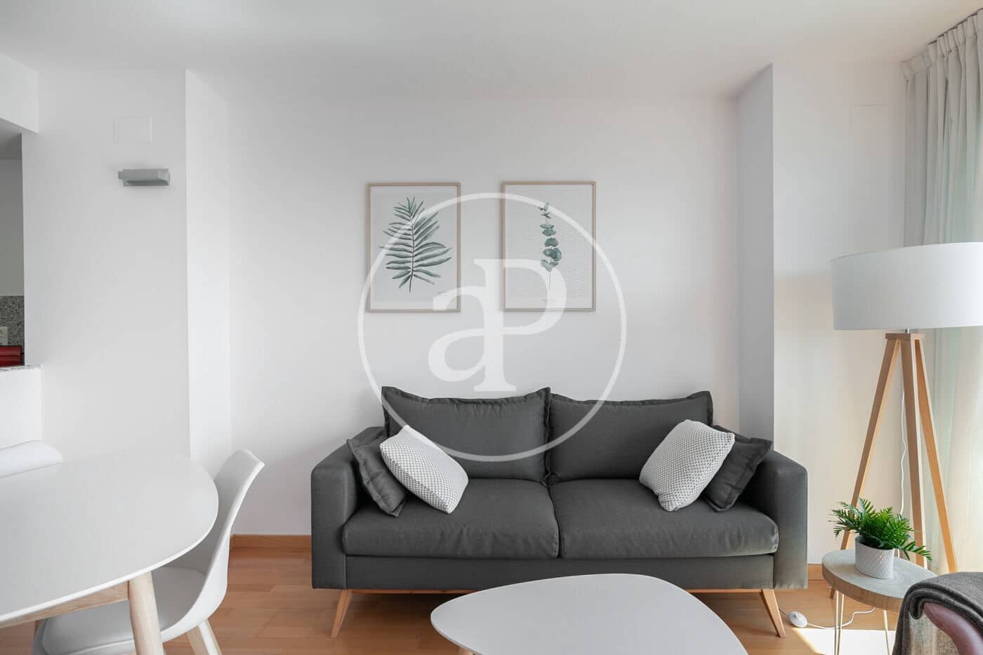 2 slaapkamer Appartement te koop in L'Hospitalet de Llobregat - € 499.000 (Ref: 9574619)