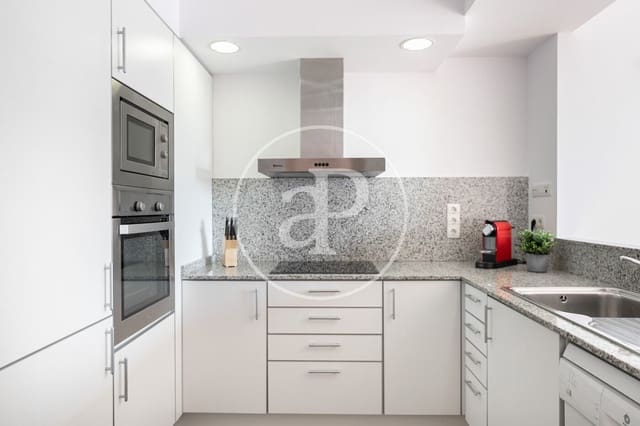 2 slaapkamer Appartement te koop in L'Hospitalet de Llobregat - € 499.000 (Ref: 9574619)