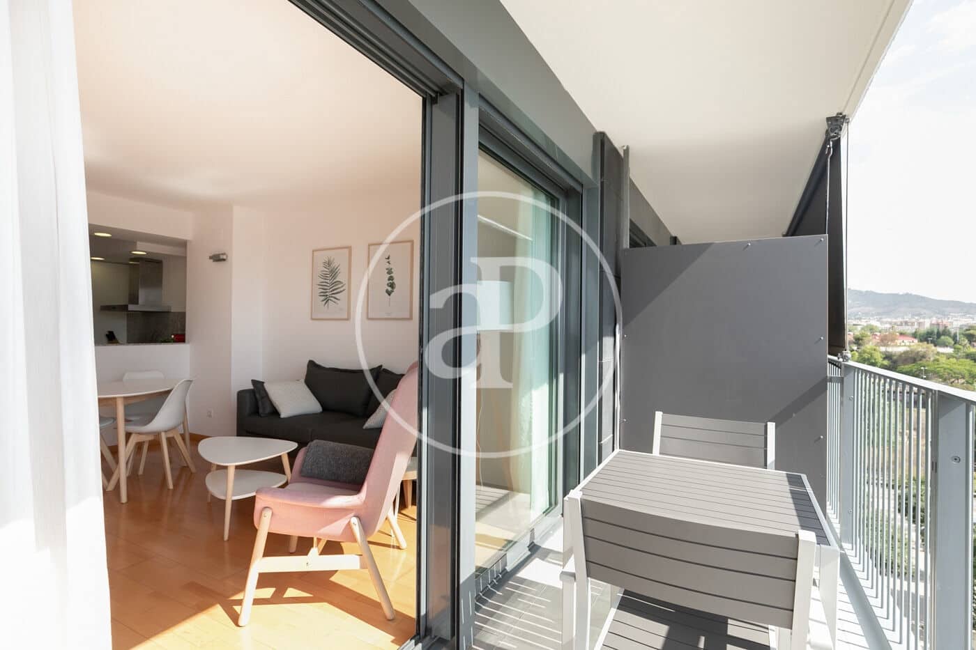 2 slaapkamer Appartement te koop in L'Hospitalet de Llobregat - € 499.000 (Ref: 9574619)