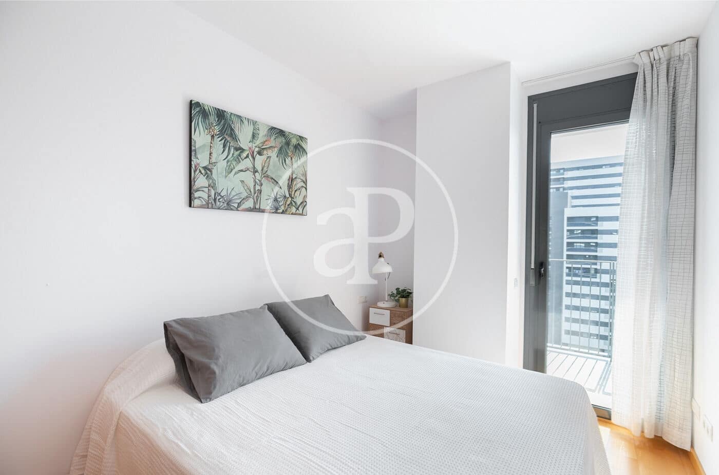 2 slaapkamer Appartement te koop in L'Hospitalet de Llobregat - € 499.000 (Ref: 9574619)