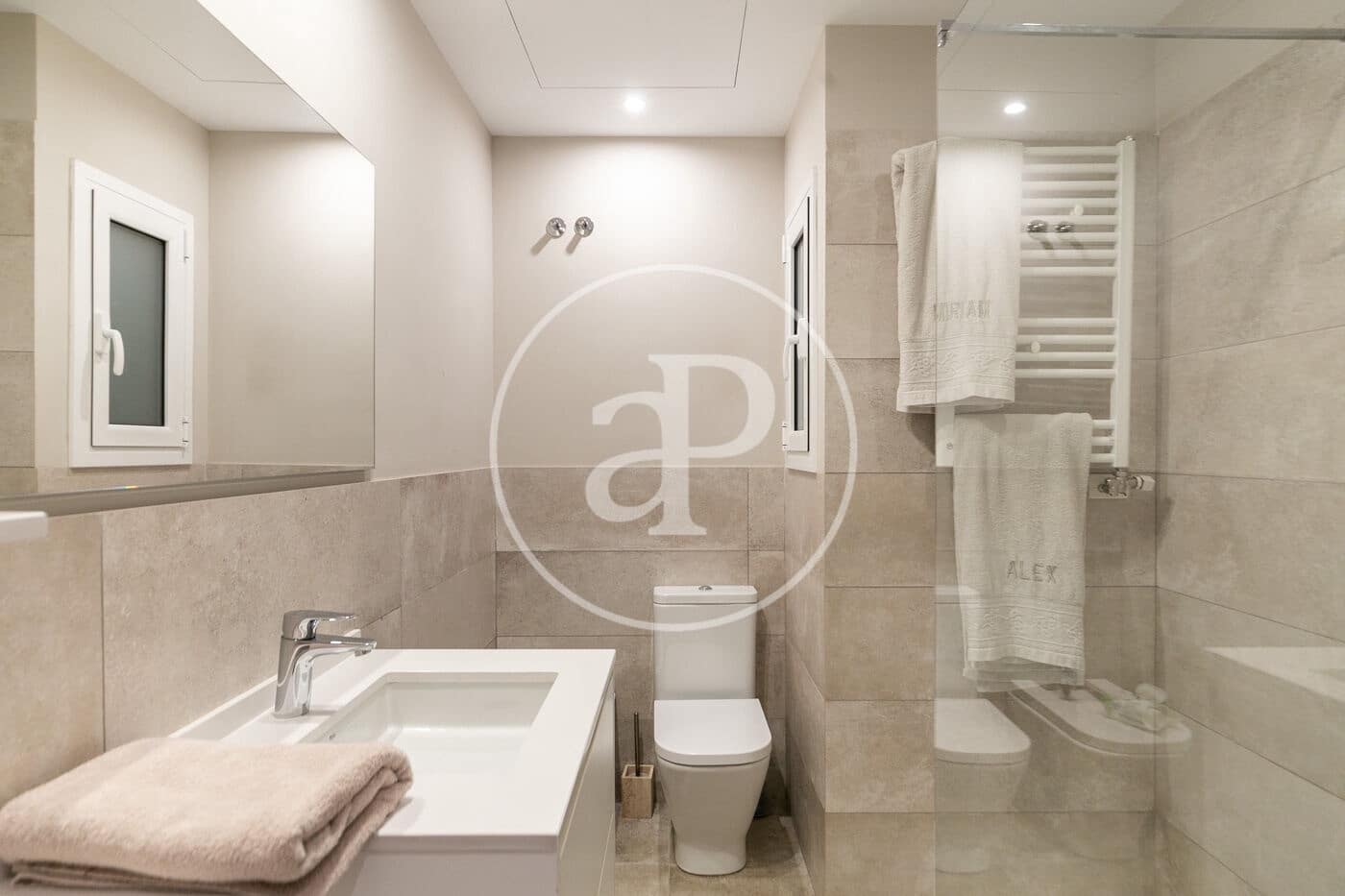 5 makuuhuone Huoneisto myytävänä paikassa Barcelona kaupunki - 890 000 € (Ref: 9574620)