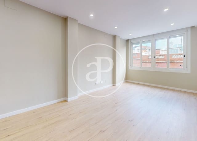 3 chambre Appartement à vendre à Sants, Barcelone ville - 446 000 € (Ref: 9574622)