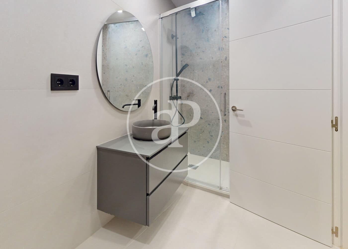 3 soveværelse Lejlighed til salg i Barcelona by - € 446.000 (Ref: 9574622)