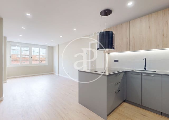 3 chambre Appartement à vendre à Sants, Barcelone ville - 446 000 € (Ref: 9574622)