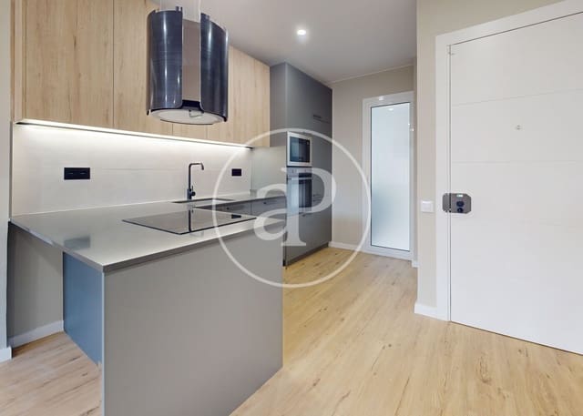 3 chambre Appartement à vendre à Sants, Barcelone ville - 446 000 € (Ref: 9574622)