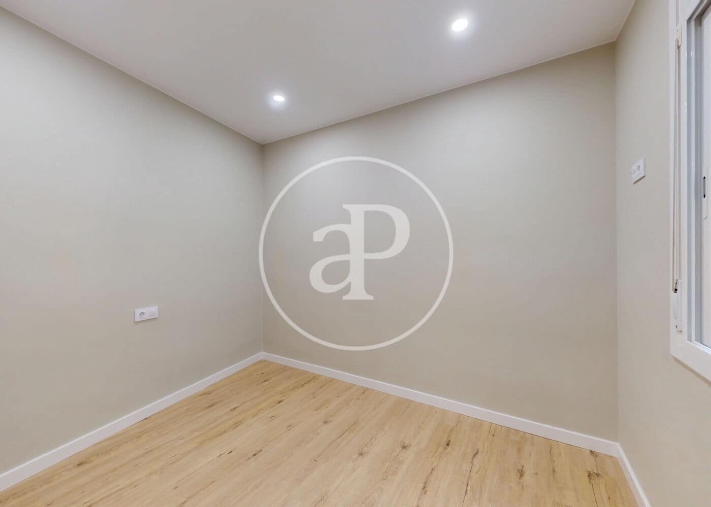 3 soveværelse Lejlighed til salg i Barcelona by - € 446.000 (Ref: 9574622)