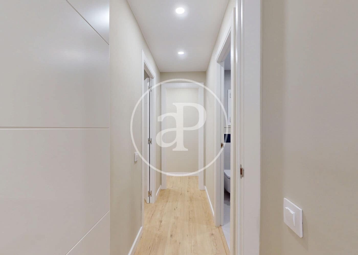 3 soveværelse Lejlighed til salg i Barcelona by - € 446.000 (Ref: 9574622)