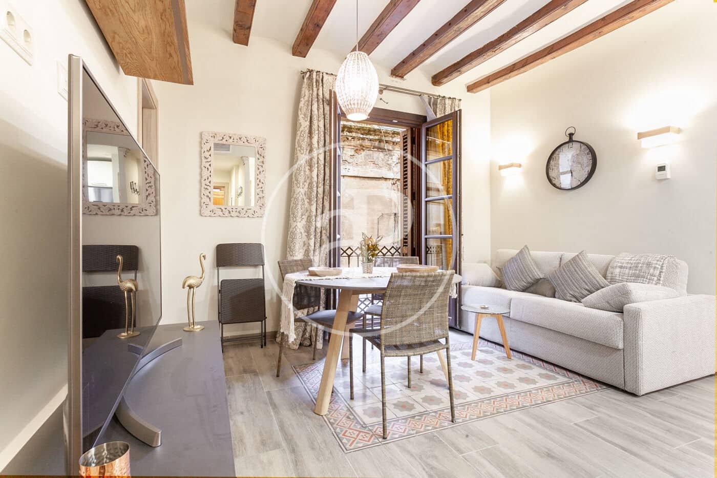 2 quarto Apartamento para arrendar em Barcelona cidade - 2 000 € (Ref: 9582931)