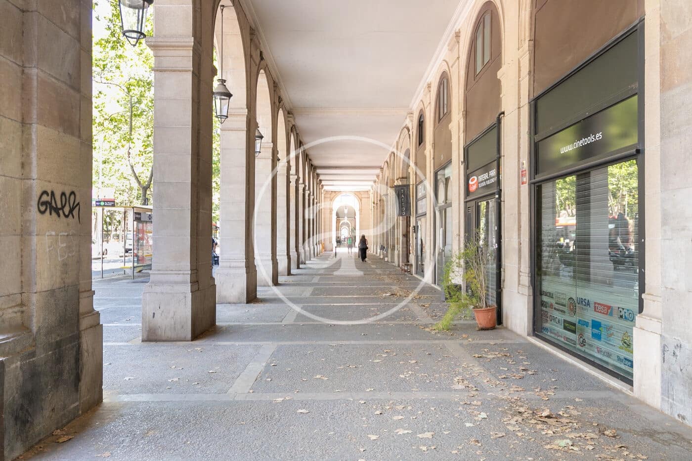 2 quarto Apartamento para arrendar em Barcelona cidade - 2 000 € (Ref: 9582931)