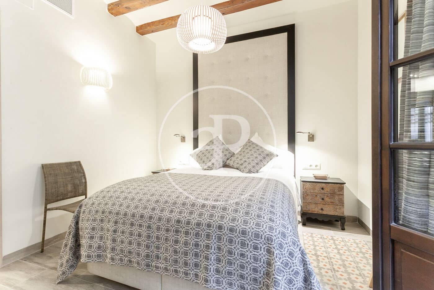 2 quarto Apartamento para arrendar em Barcelona cidade - 2 000 € (Ref: 9582931)