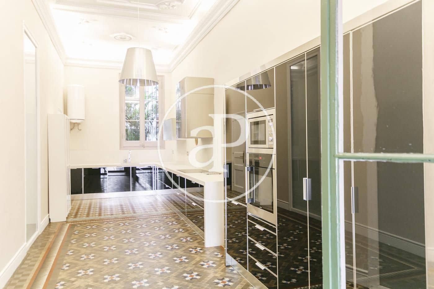 5 Zimmer Apartment zu vermieten in Barcelona Stadt - 4.500 € (Ref: 9586482)