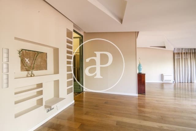 5 Zimmer Apartment zu vermieten in La Dreta de L'Eixample, Barcelona Stadt - 4.500 € (Ref: 9586482)