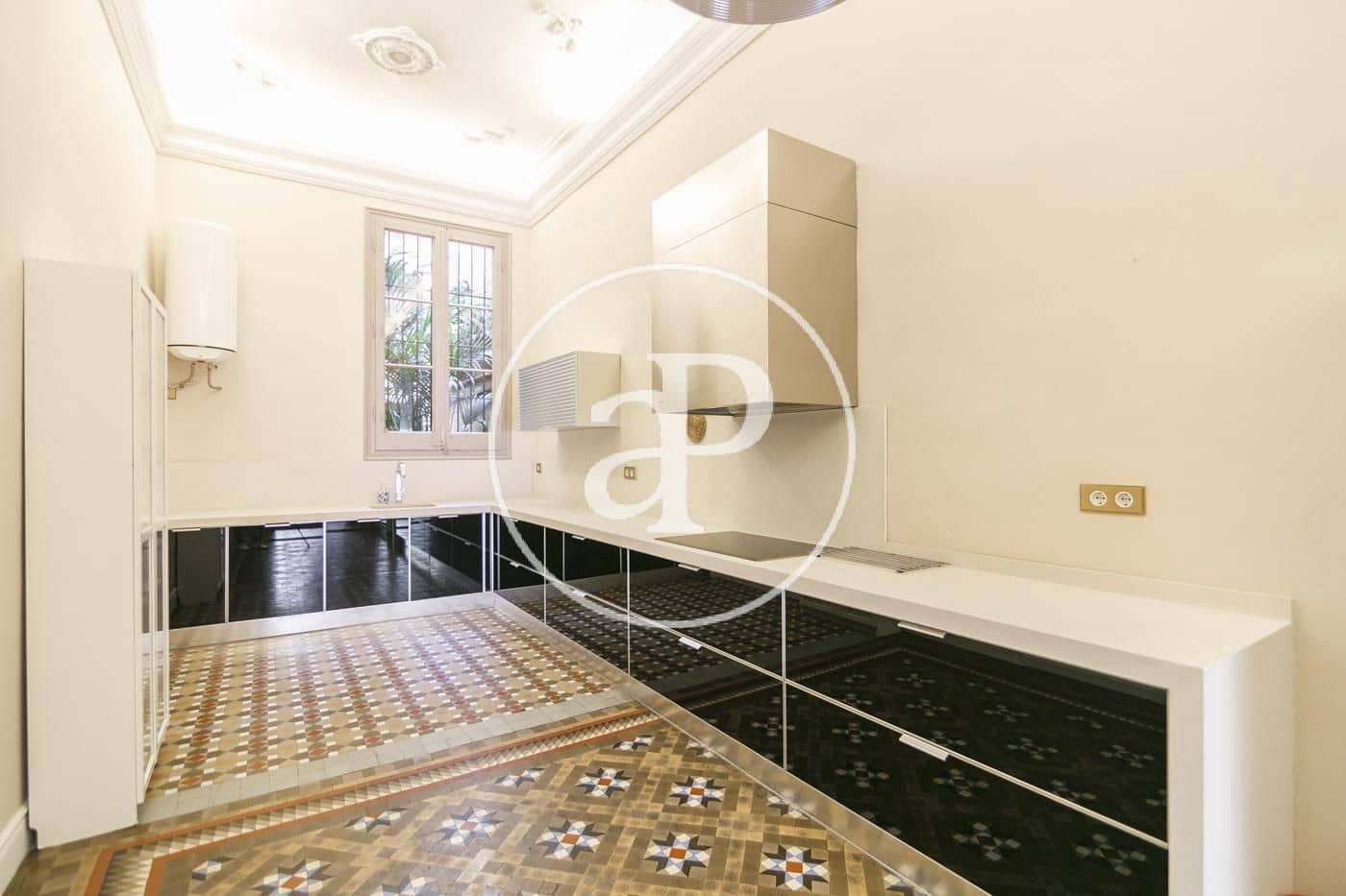 5 Zimmer Apartment zu vermieten in Barcelona Stadt - 4.500 € (Ref: 9586482)