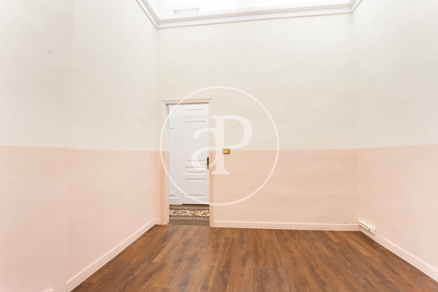 5 bedroom Apartment for rent in Barcelona city - € 4,500 (Ref: 9586482)