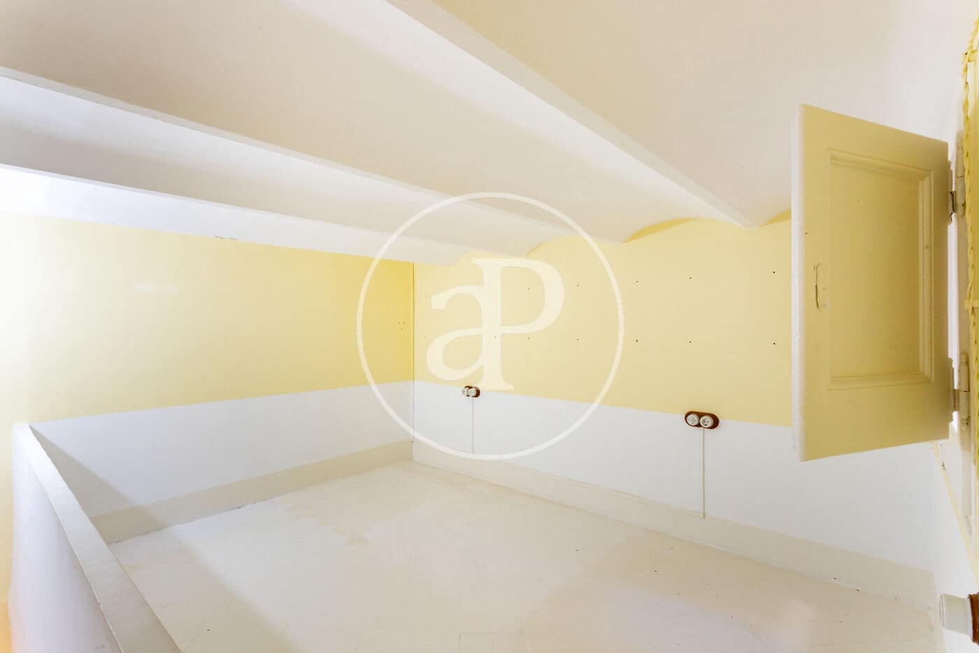 5 bedroom Apartment for rent in Barcelona city - € 4,500 (Ref: 9586482)