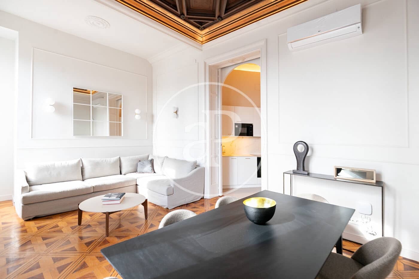 2 makuuhuone Huoneisto myytävänä paikassa Barcelona kaupunki mukana uima-altaan - 870 000 € (Ref: 9586485)