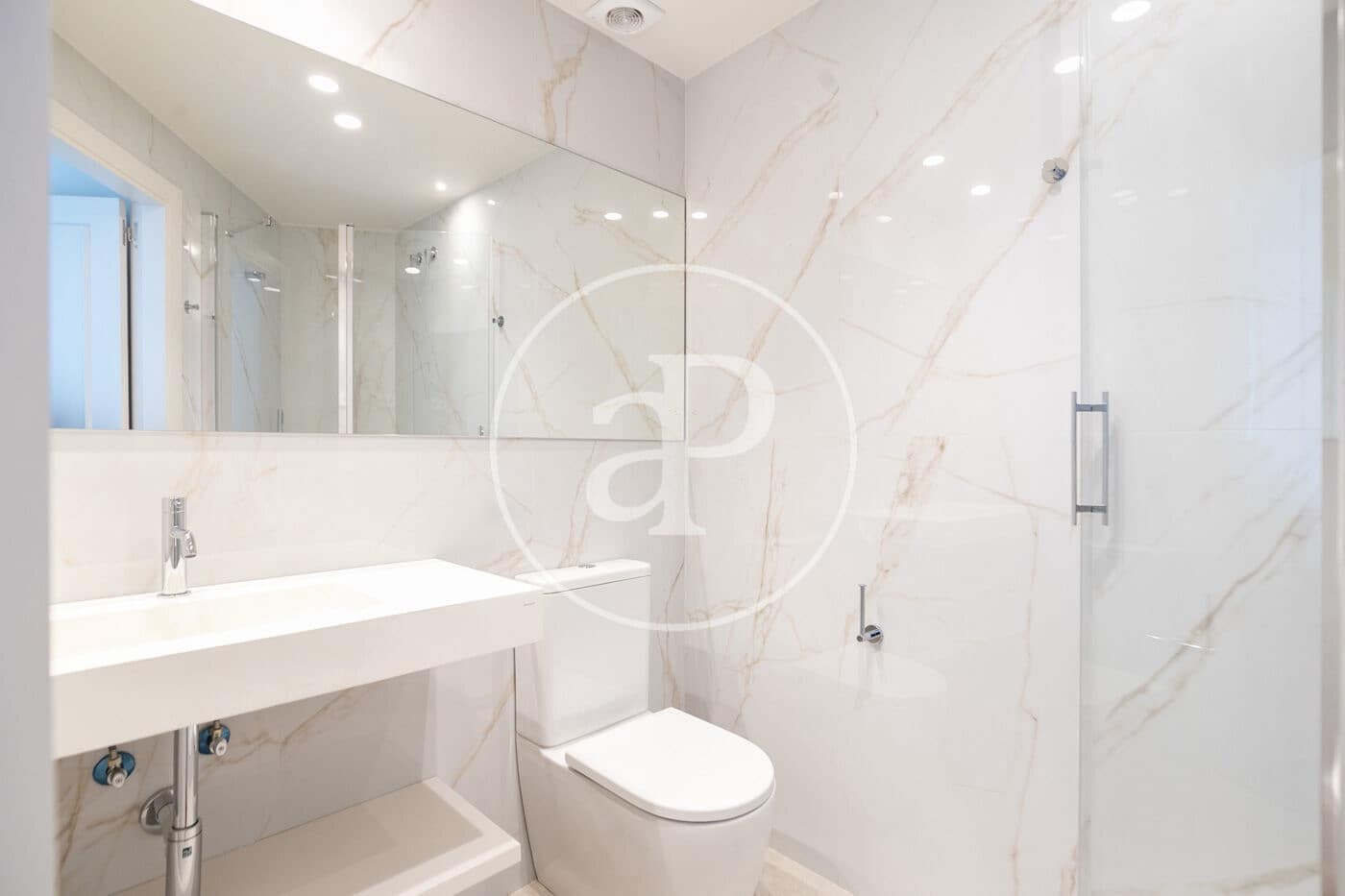 2 makuuhuone Huoneisto myytävänä paikassa Barcelona kaupunki mukana uima-altaan - 870 000 € (Ref: 9586485)