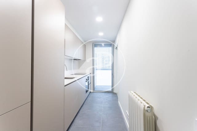 Appartement de 2 chambres à louer à Sant Cugat del Vallès avec piscine - 2 000 € (Ref: 9586486)