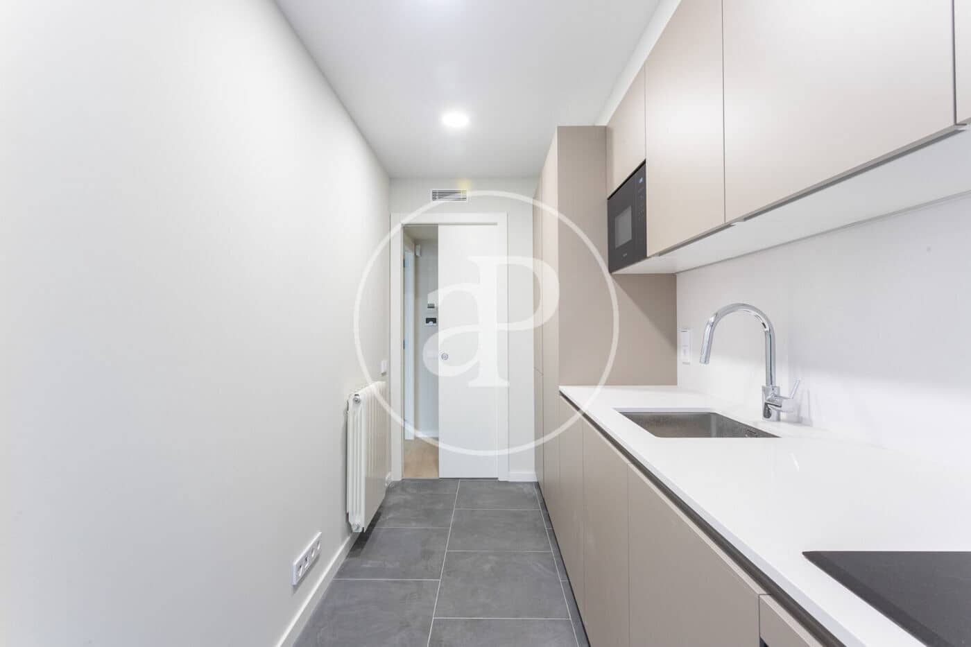 2 bedroom Apartment for rent in Sant Cugat del Valles with pool - € 2,000 (Ref: 9586488)