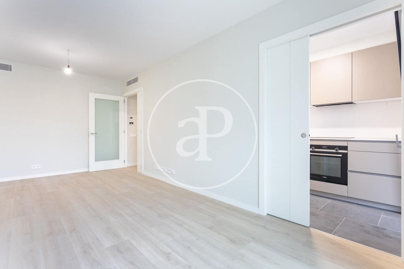 2 bedroom Apartment for rent in Sant Cugat del Valles with pool - € 2,000 (Ref: 9586488)