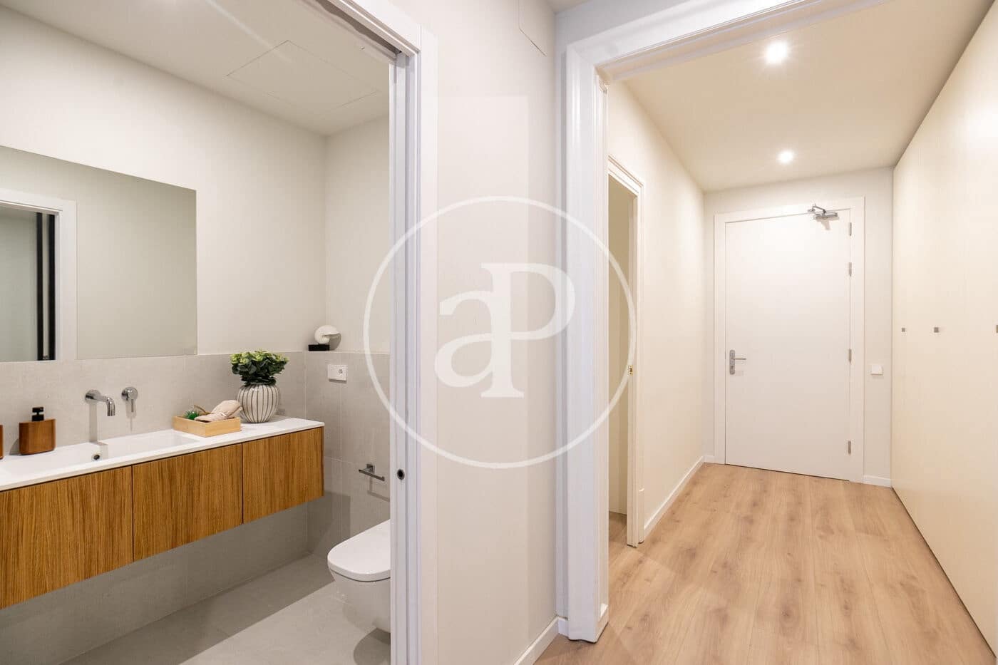 2 bedroom Apartment for sale in Barcelona city - € 900,000 (Ref: 9591253)