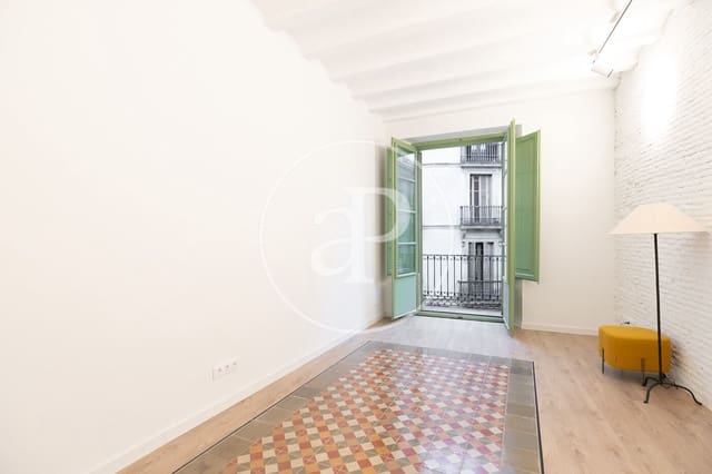 2 bedroom Apartment for rent in El Barri Gòtic, Barcelona city - € 2,200 (Ref: 9591254)