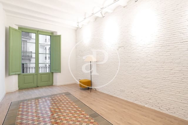 2 bedroom Apartment for rent in El Barri Gòtic, Barcelona city - € 2,200 (Ref: 9591254)