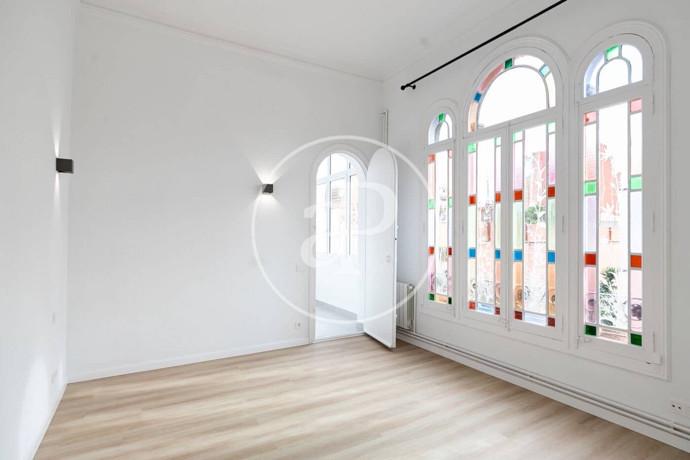 Apartamento de 6 habitaciones en Barcelona ciudad en alquiler - 4.500 € (Ref: 9591255)