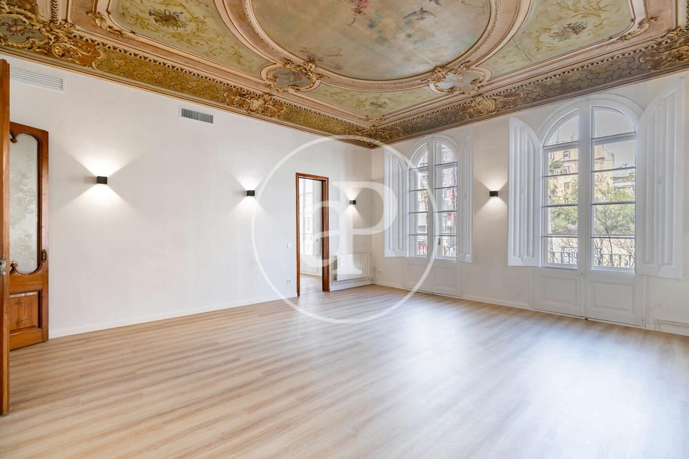 Apartamento de 6 habitaciones en Barcelona ciudad en alquiler - 4.500 € (Ref: 9591255)