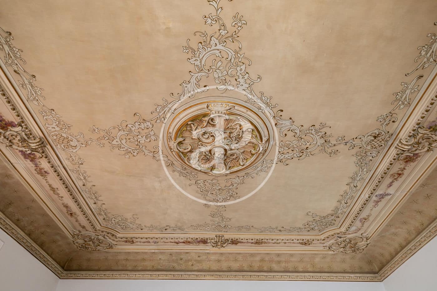 Apartamento de 6 habitaciones en Barcelona ciudad en alquiler - 4.500 € (Ref: 9591255)