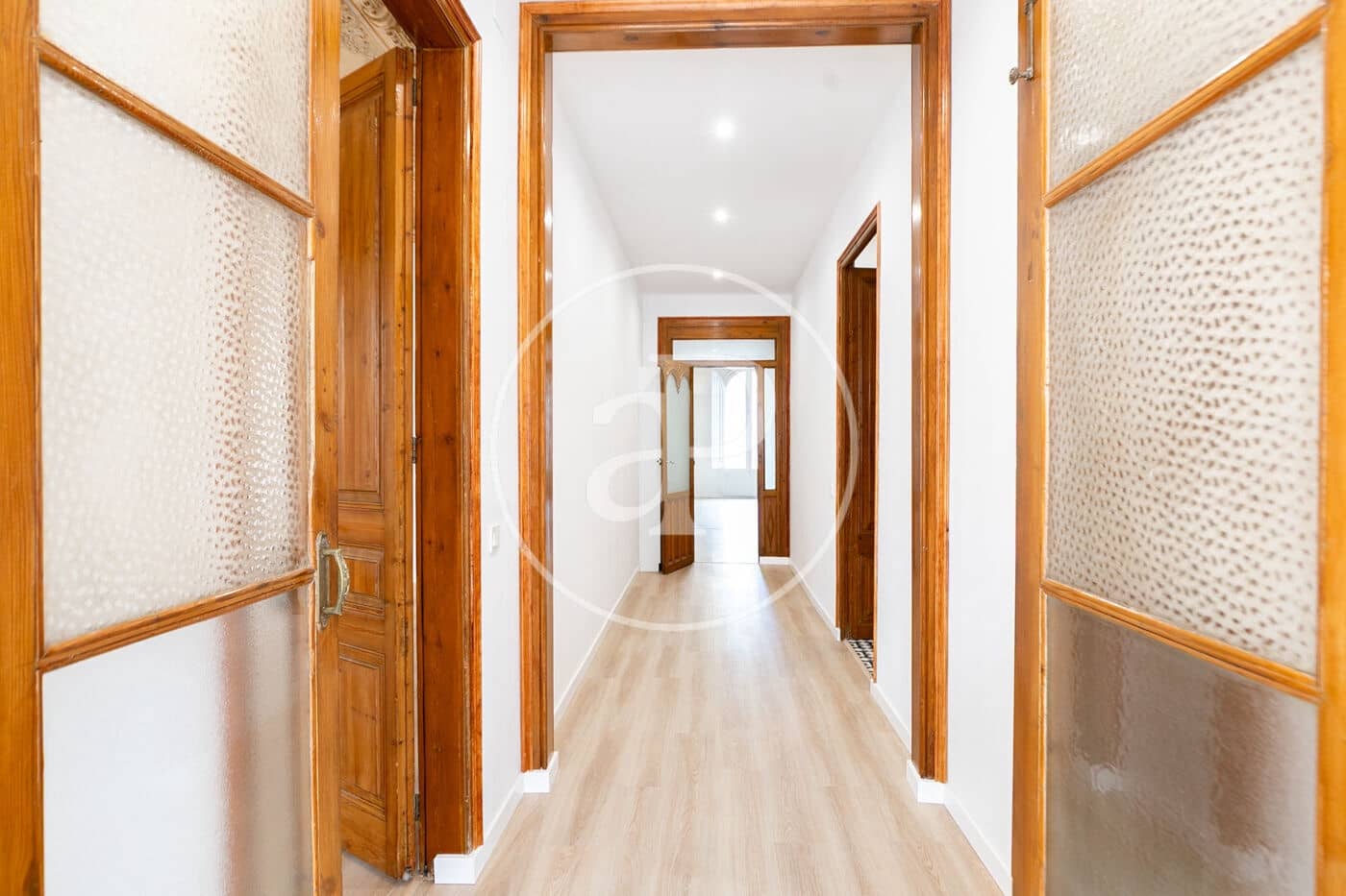 Apartamento de 6 habitaciones en Barcelona ciudad en alquiler - 4.500 € (Ref: 9591255)