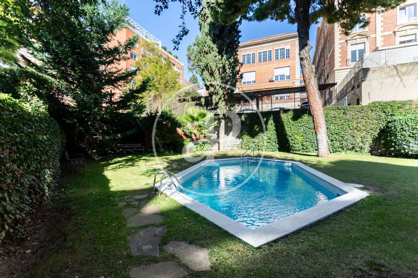 Appartement de 3 chambres à louer à Barcelone ville avec piscine - 5 000 € (Ref: 9596119)