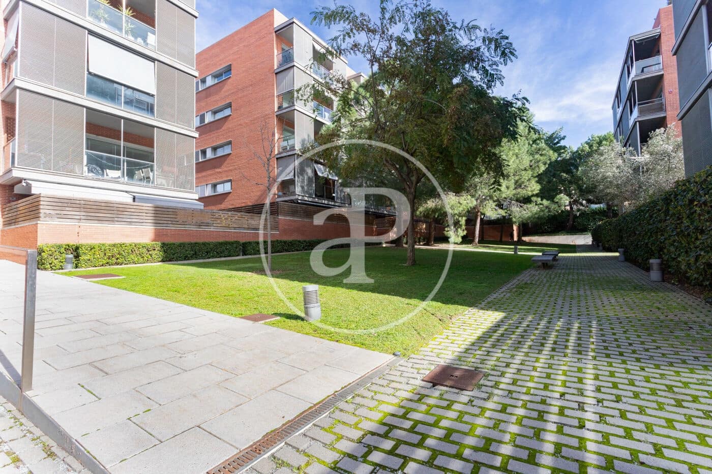 4 bedroom Apartment for sale in Sant Cugat del Valles with pool - € 889,000 (Ref: 9596120)