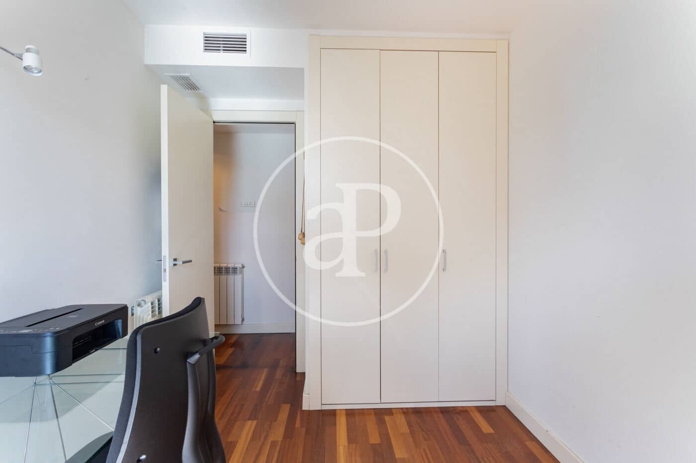 4 bedroom Apartment for sale in Sant Cugat del Valles with pool - € 889,000 (Ref: 9596120)