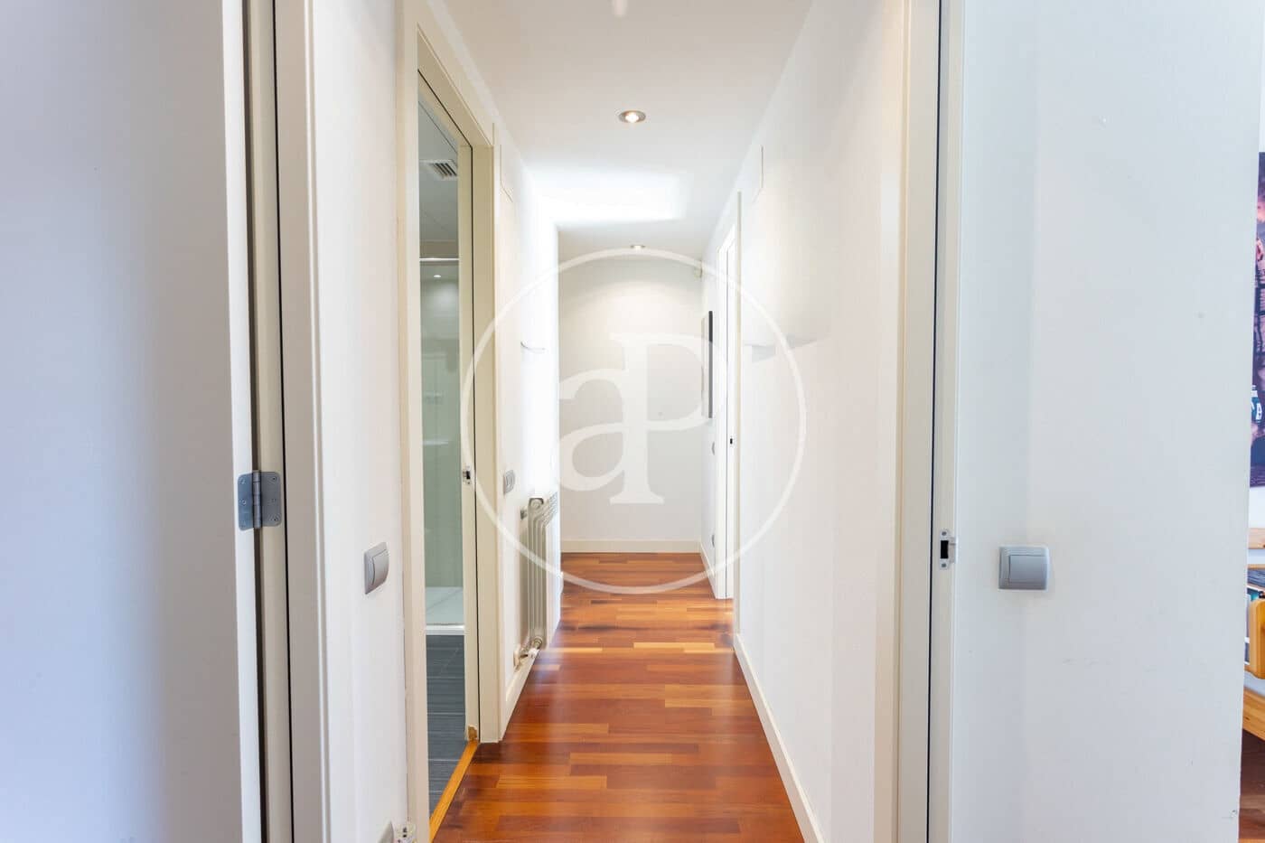 4 bedroom Apartment for sale in Sant Cugat del Valles with pool - € 889,000 (Ref: 9596120)