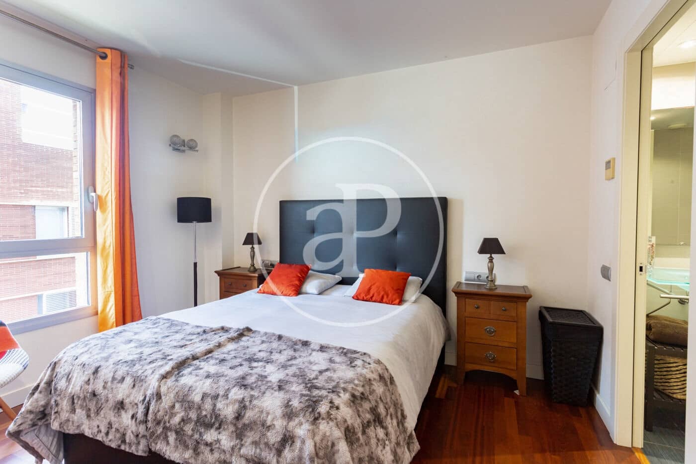 4 bedroom Apartment for sale in Sant Cugat del Valles with pool - € 889,000 (Ref: 9596120)