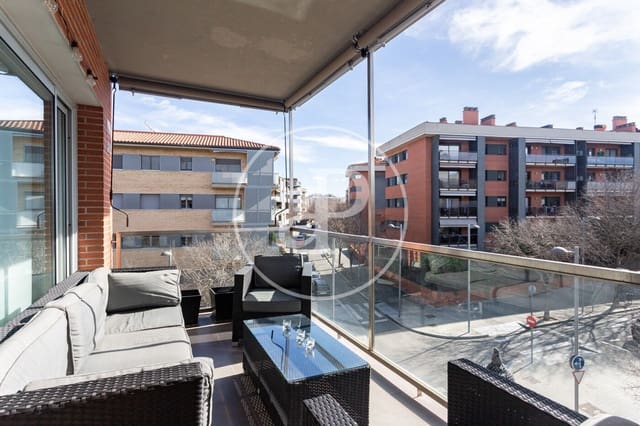 4 soverom Leilighet til salgs i Sant Cugat del Vallès med svømmebasseng - € 889 000 (Ref: 9596120)