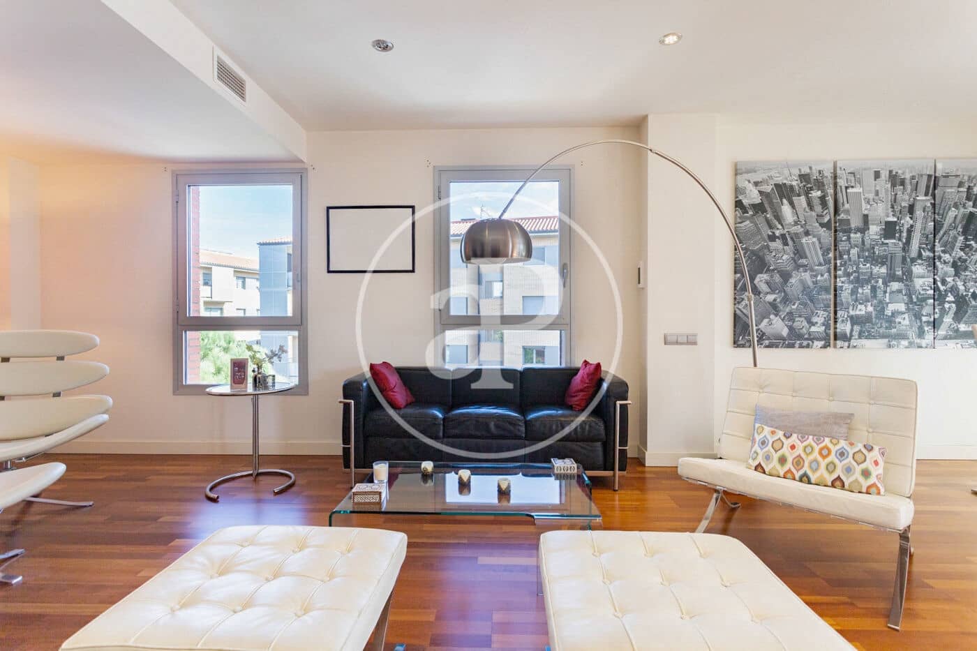 4 bedroom Apartment for sale in Sant Cugat del Valles with pool - € 889,000 (Ref: 9596120)