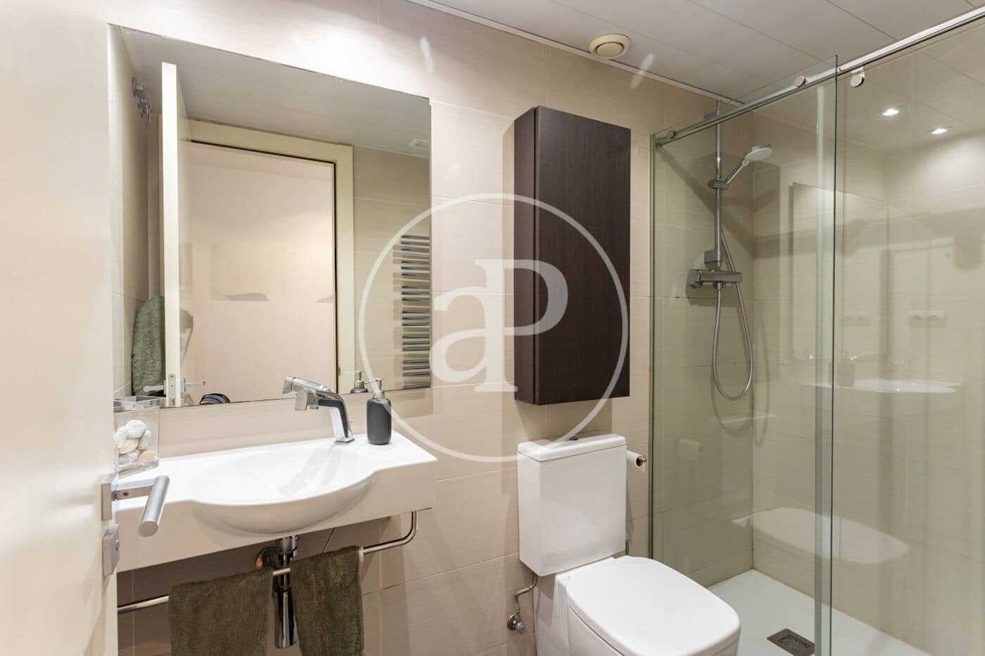 4 bedroom Apartment for sale in Sant Cugat del Valles with pool - € 889,000 (Ref: 9596120)