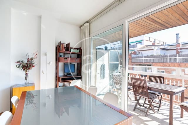 4 camera da letto Appartamento in vendita in El Fort Pienc, Barcelona città - 875.000 € (Rif: 9596121)