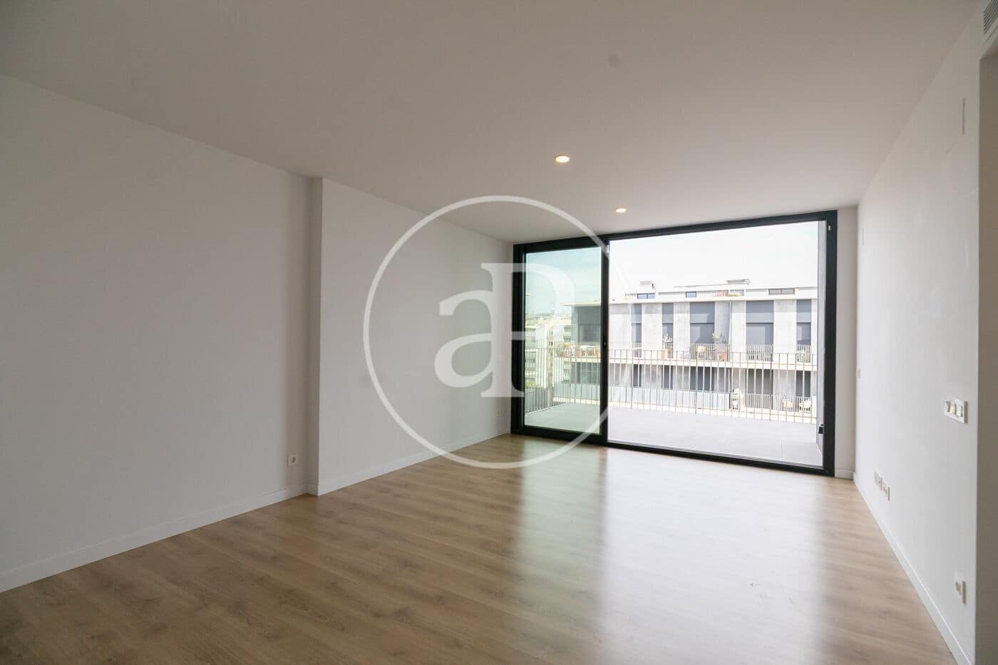 3 bedroom Apartment for rent in Badalona with pool - € 2,472 (Ref: 9599513)