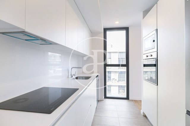 Apartamento de 3 habitaciones en Badalona en alquiler con piscina - 2.472 € (Ref: 9599513)