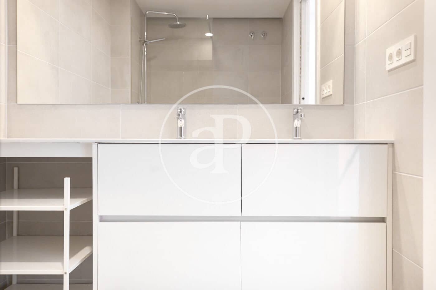 3 bedroom Apartment for rent in Badalona with pool - € 2,472 (Ref: 9599513)