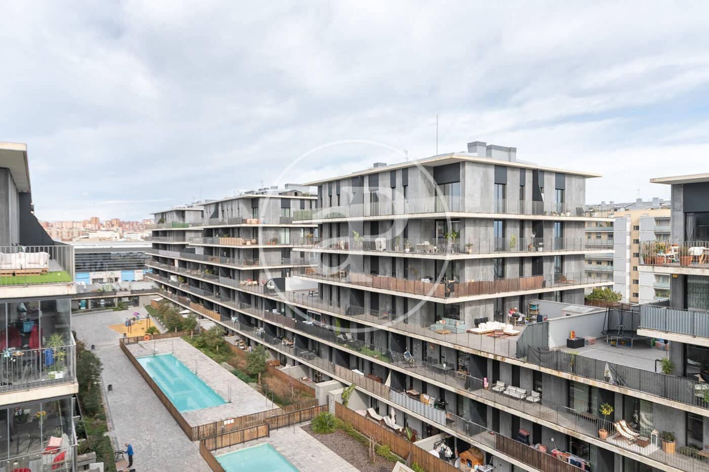 3 bedroom Apartment for rent in Badalona with pool - € 2,472 (Ref: 9599513)