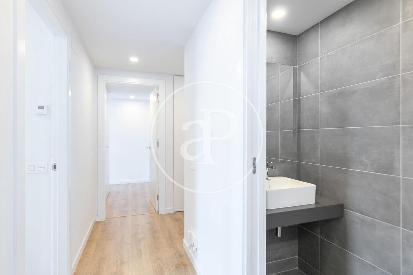 3 bedroom Apartment for rent in Badalona with pool - € 2,472 (Ref: 9599513)