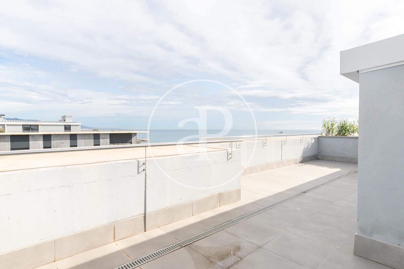 3 bedroom Apartment for rent in Badalona with pool - € 2,472 (Ref: 9599513)