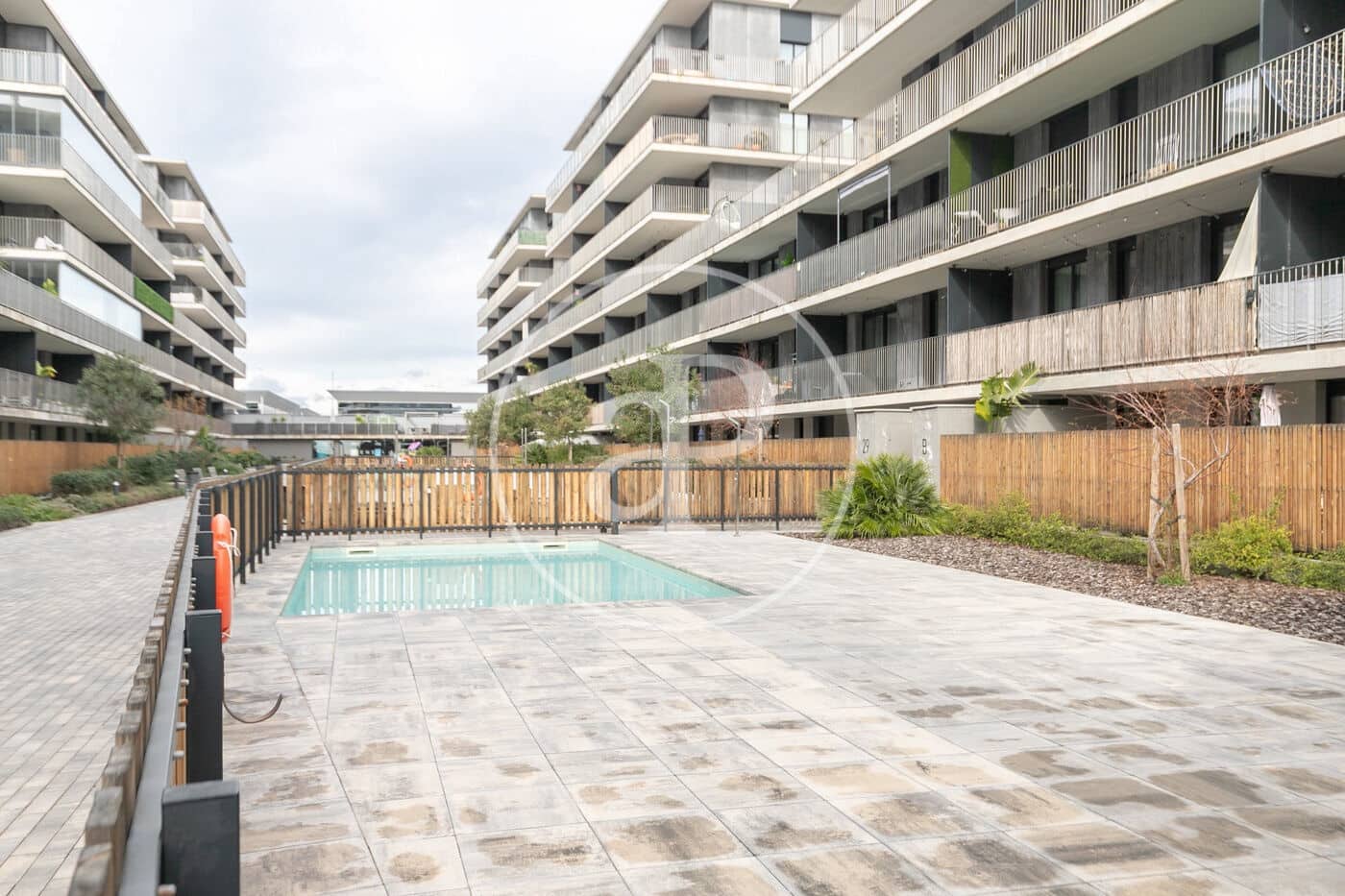 3 bedroom Apartment for rent in Badalona with pool - € 2,472 (Ref: 9599513)