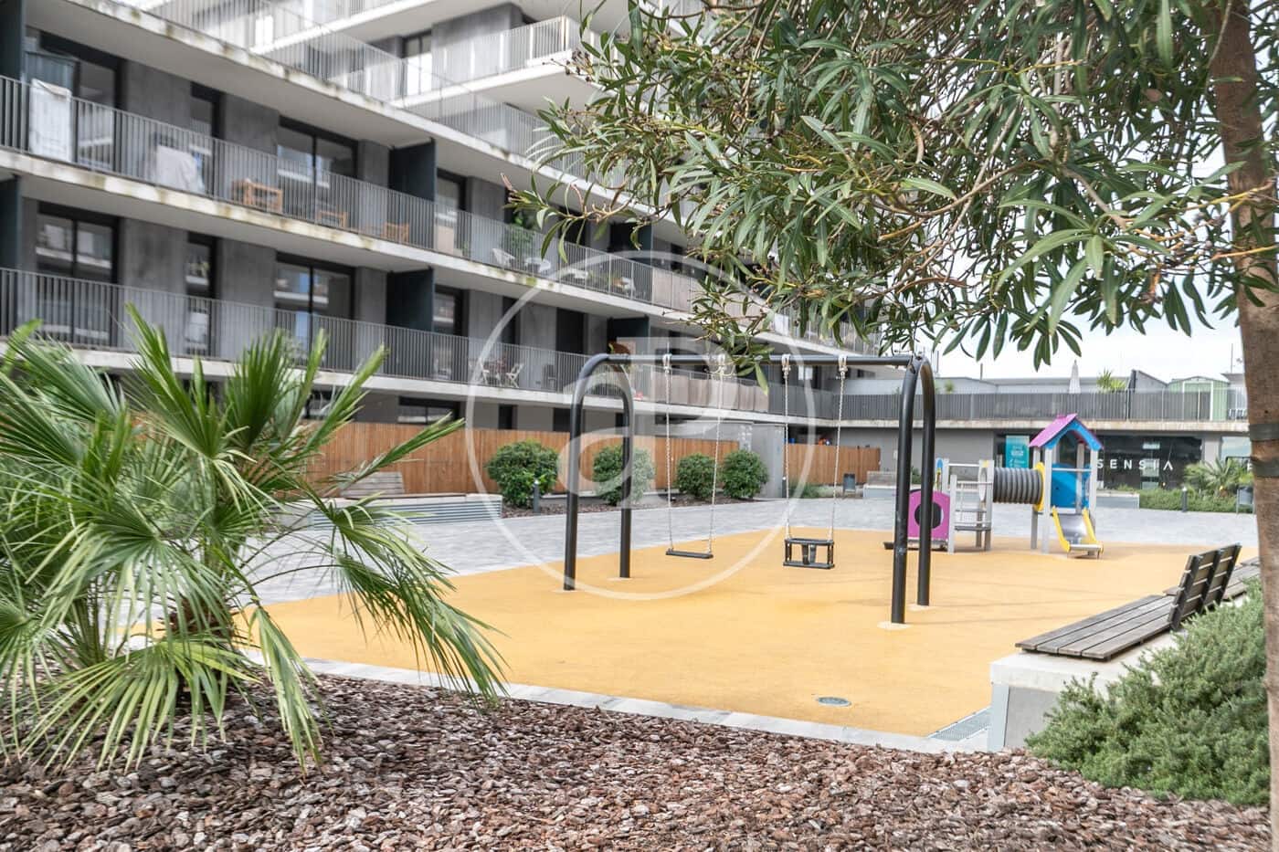 3 bedroom Apartment for rent in Badalona with pool - € 2,472 (Ref: 9599513)