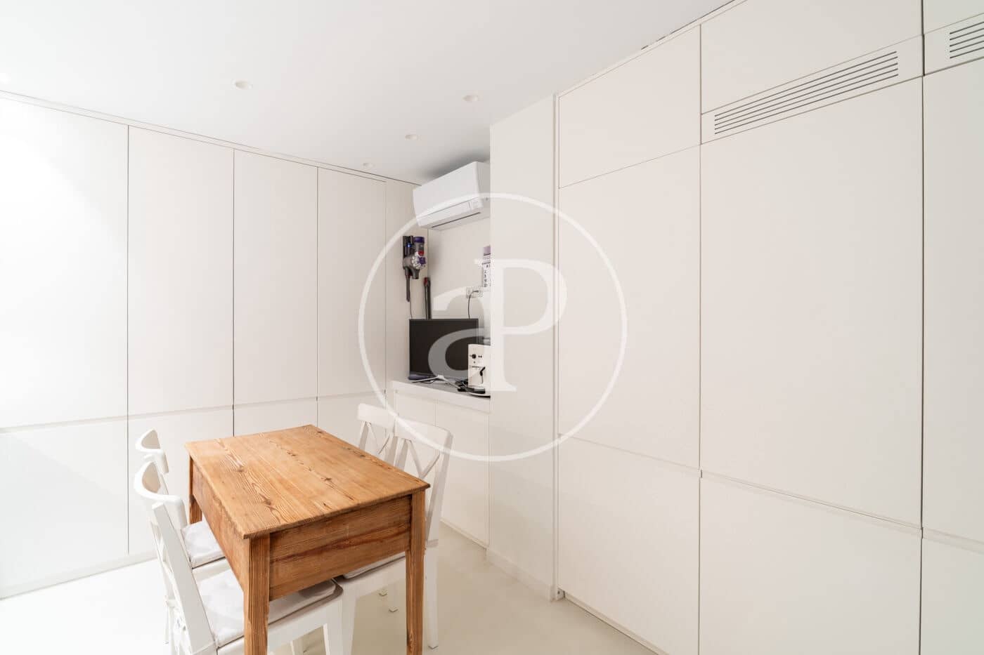 Chalet de 5 habitaciones en Barcelona ciudad en venta - 3.000.000 € (Ref: 9599515)